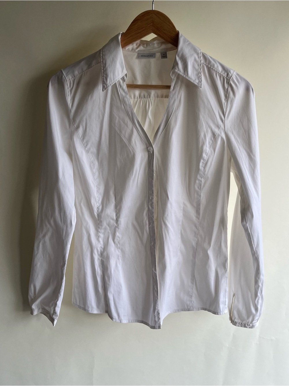 Semantiks Blouse Sz Med Long Sleeve Button Up Collared White EUC Women’s